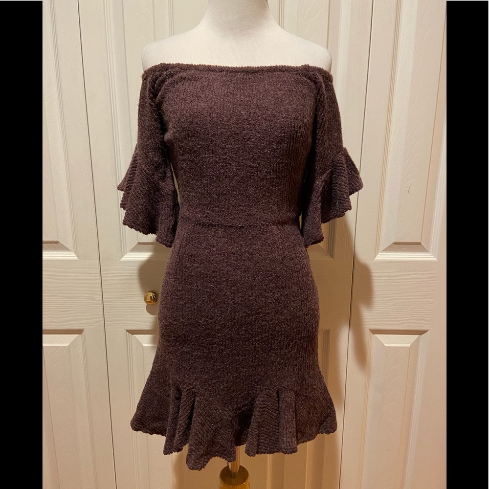 NWT~Fabulous Flirty Off Shoulder Knit Mini Dress